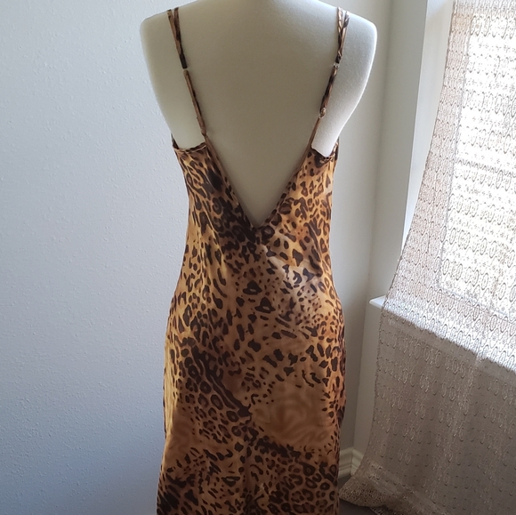 Leopard Print Slip Dress - Picture 4 of 8